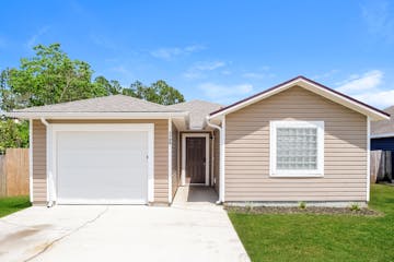 1160 N Saint Johns St St. Augustine, FL 32084